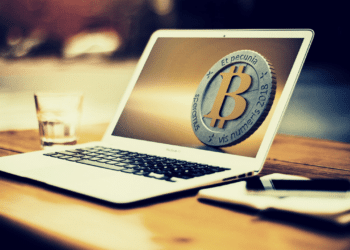 Bitcoin na notebooku