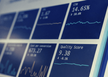 Cathie Wood a ARK nakoupili akcie Coinbase za $5.7 milionu