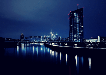 ECB volá po regulacích krypta, chce urychleně zprovoznit CBDC