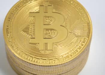 Satoshi Nakamoto oslavil 48. narozeniny!